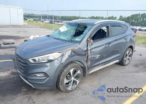 2017 Hyundai Tucson Limited/Sport And Eco/Se из США, поврежденный, VIN KM8J33A28HU528057